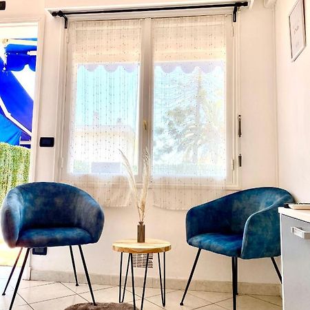 Studio Menton proche mer climatisé wifi Extérieur photo