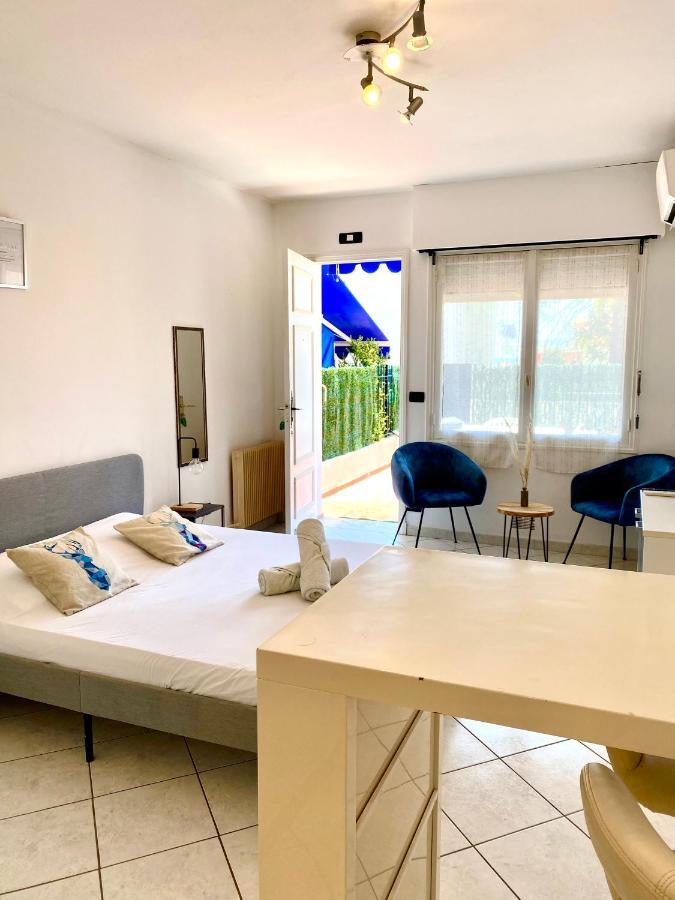 Studio Menton proche mer climatisé wifi Extérieur photo
